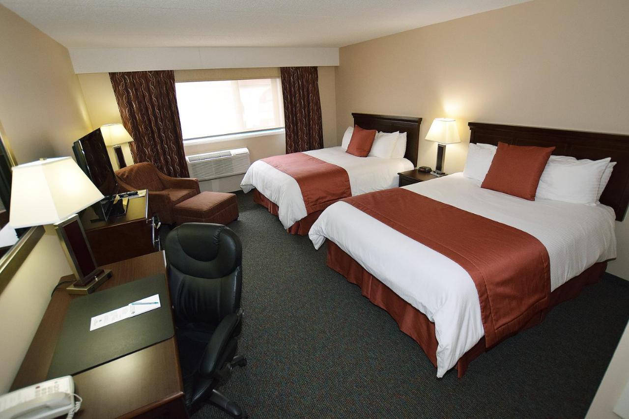 Lakeland Inn Hotel Cold Lake Exteriér fotografie